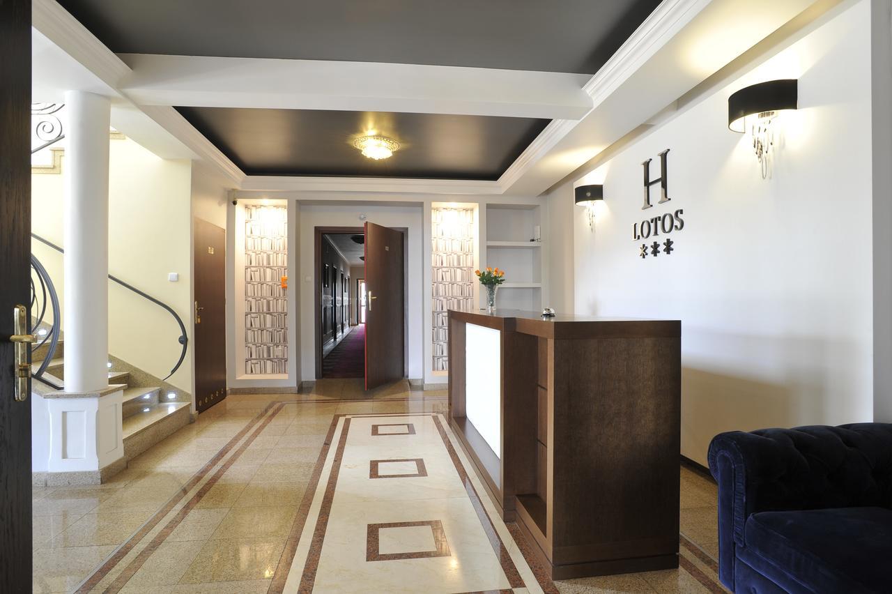 Hotel Lotos Woskrzenice Duze Экстерьер фото